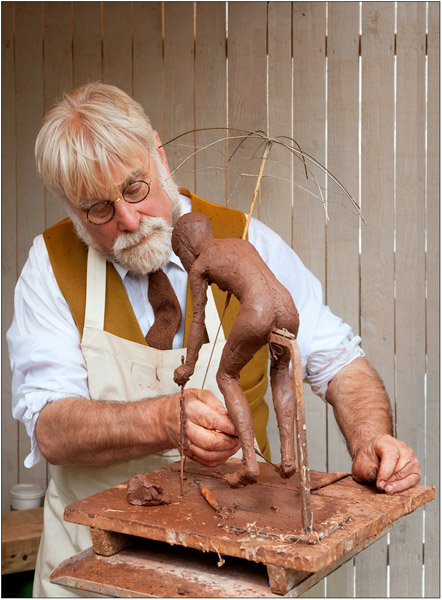 Sculptor at Work.jpg - Set Subject - Monthly Print Competition 16.9.13